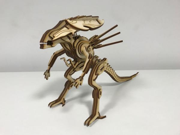Alien Queen (Xenomorphen) als 3D Modell - Seitenansicht